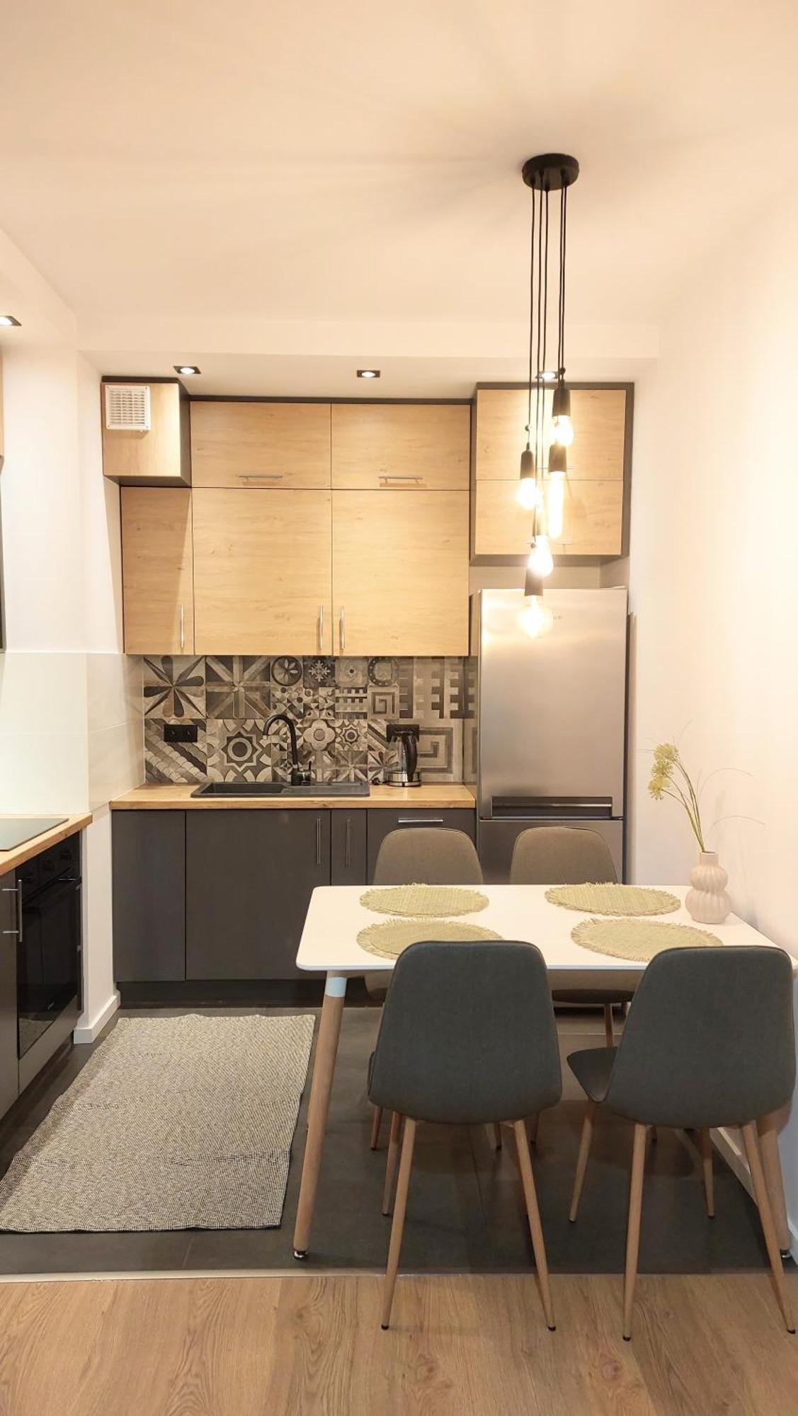 Apartment Metro Targowek Mieszkaniowy - Amsterdam Warsaw